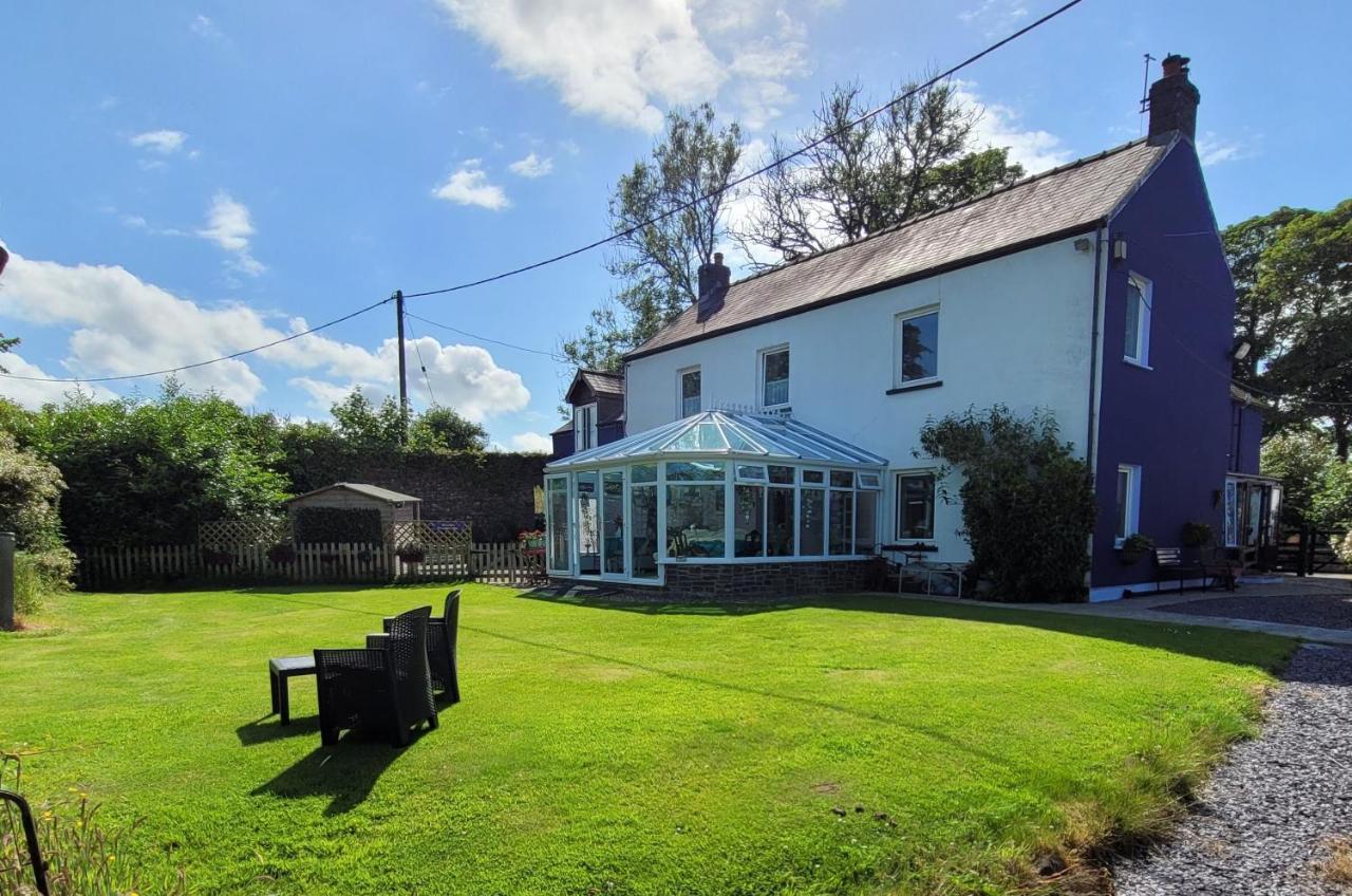 Hideaway Escapes, Farmhouse B&B & Holiday Home, Ideal Family Stay Or Romantic Break, Friendly Animals On Our Smallholding In Beautiful Pembrokeshire Setting Close To Narberth Extérieur photo